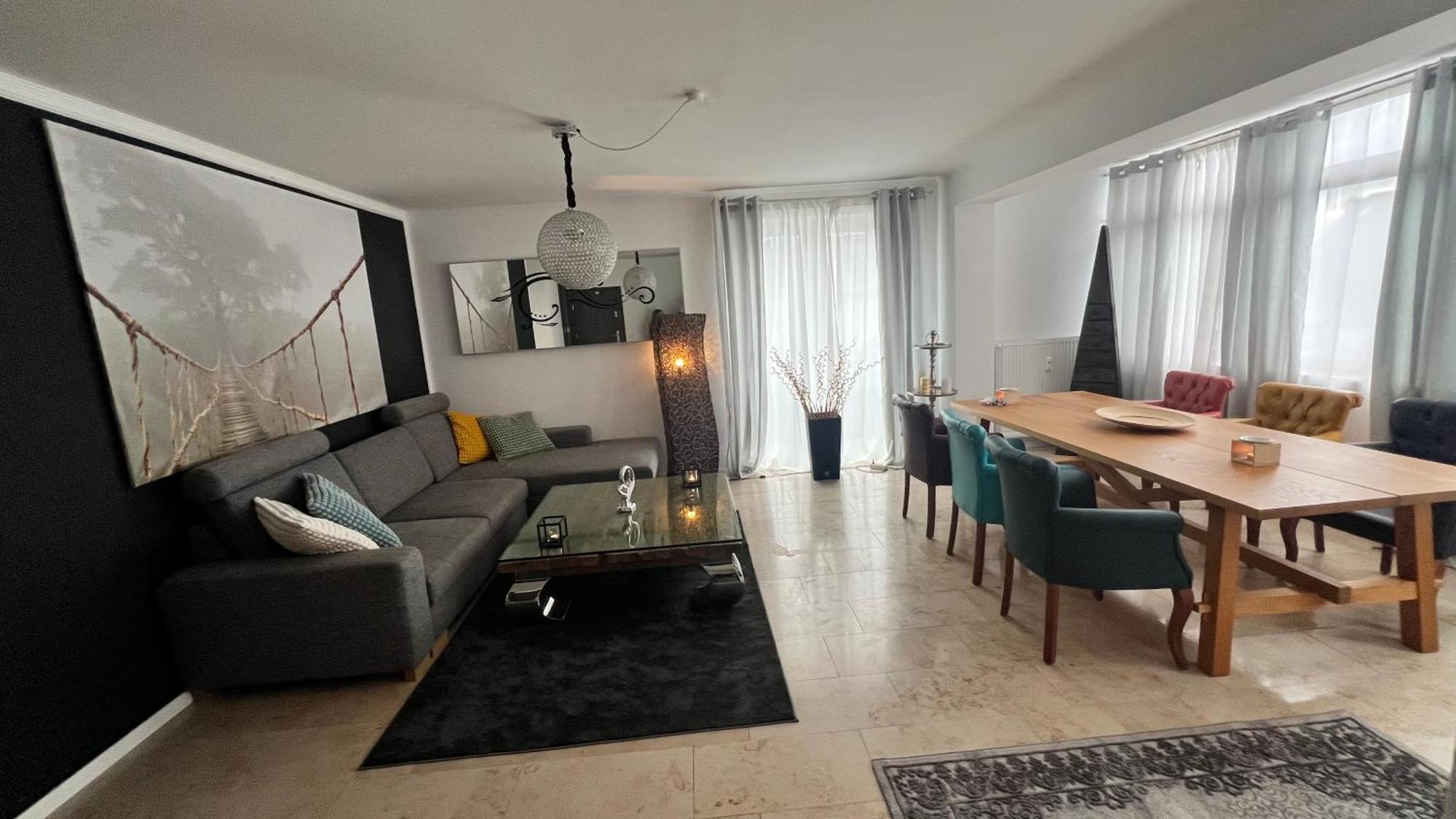 Ein Charmanter Zweifamilienhaus Berlino Esterno foto