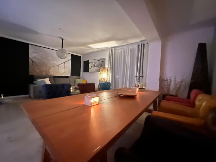 Ein Charmanter Zweifamilienhaus Berlino Esterno foto
