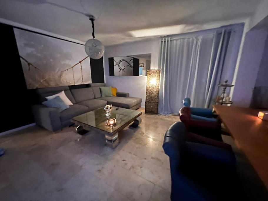 Ein Charmanter Zweifamilienhaus Berlino Esterno foto
